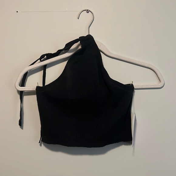 Halter crop top - Picture 1 of 2